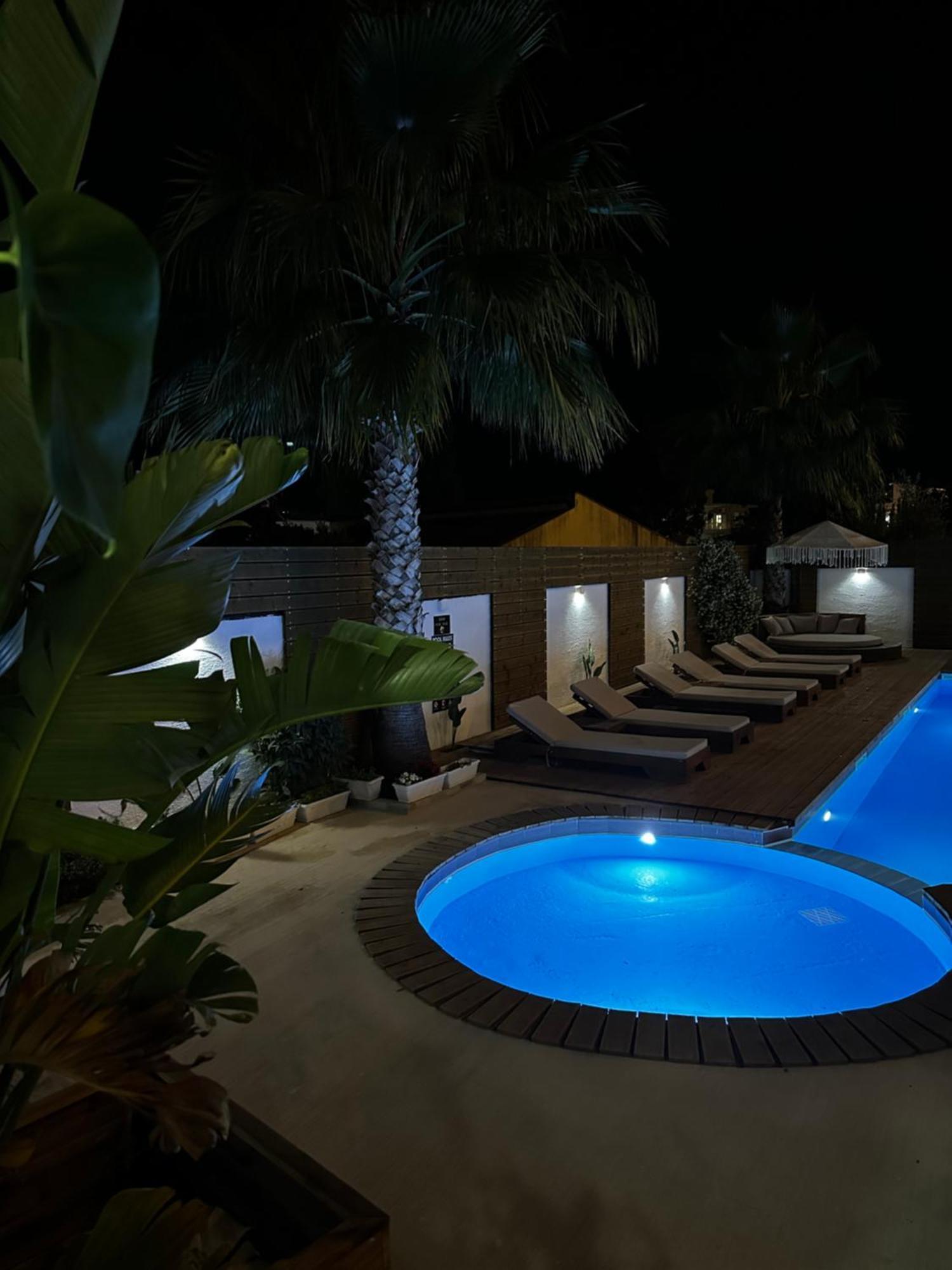Kuburi Hotel Ксамил Экстерьер фото
